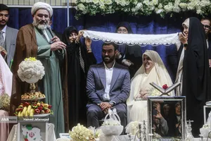 همزمان با سالگرد ازدواج حضرت علی (ع) و حضرت فاطمه(س) مراسم جشن ازدواج500 زوج&zwnj; جان&zwnj;فدا عصر دوشنبه 28 اردیبهشت به&zwnj;صورت همزمان در میادین اصلی شهر تهران برپا شد. از این تعداد، آیین ازدواج 6 زوج در تجمع مردمی حمایت از رهبر معظم انقلاب و نیروهای مسلح در خیابان پیروزی چهارراه نبرد