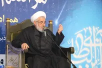 تنها راه سعادت بشر حرکت در مسیر اسلام و اطاعت از قرآن است