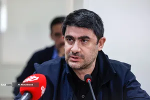 احسان آقامحمد آقایی عضو هیات علمی گروه حقوق عمومی دانشگاه آزاد اسلامی تهران شمال