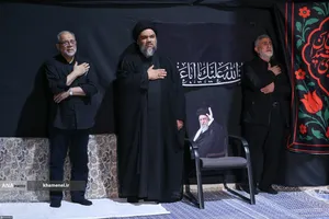 مراسم عزاداری شام غریبان حسینی در جوار محل شهادت قائد شهید