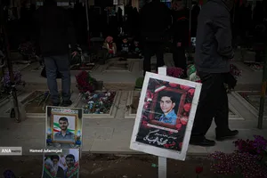 اولین جمعه سال جدید گلزار شهدای حملات تروریستی آمریکایی - صهیونی در جنگ رمضان - قطعه 42 بهشت زهرا(س)