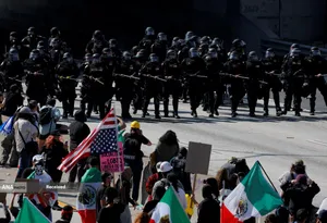 اعتراضات گسترده علیه اداره مهاجرت و گمرک آمریکا