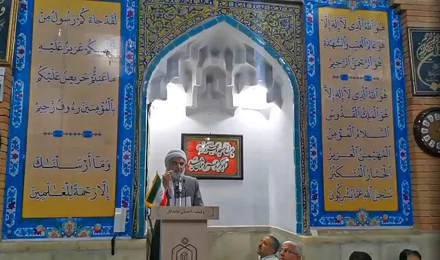 ماموستا فایق رستمی امام جمعه کردستان
