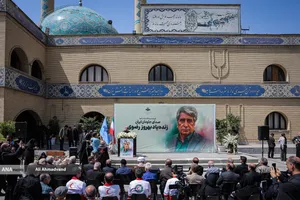 مراسم تشییع پیکر &laquo;بهروز رضوی&raquo; 