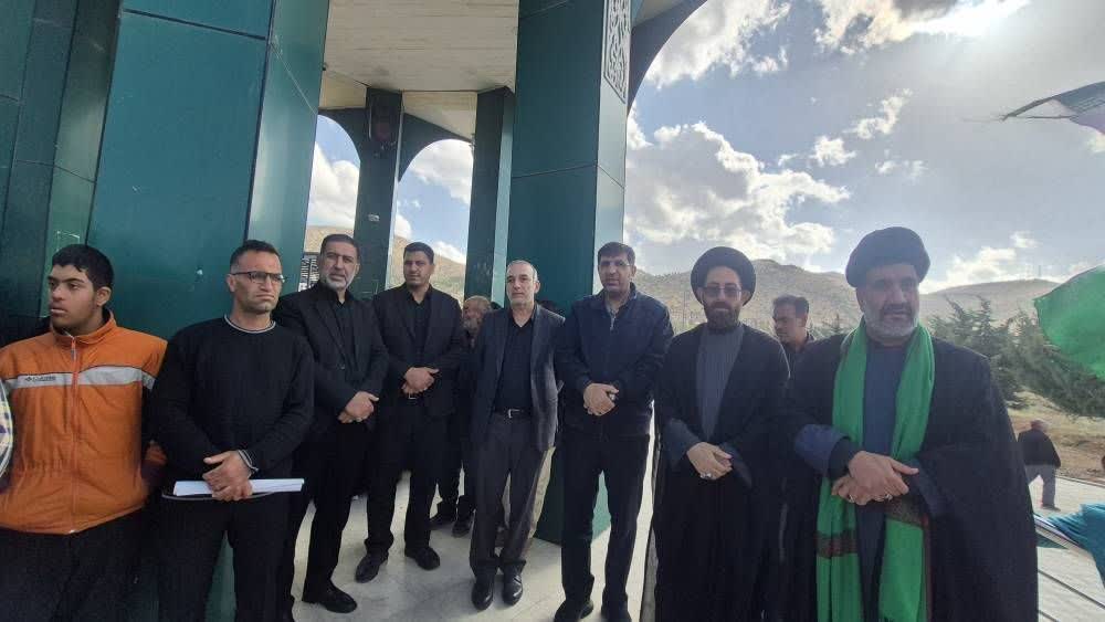 حضور ریاست دانشگاه آزاد اسلامی استان فارس  به همراه هیات رئیسه در مراسم تجدید بیعت با رهبر معظم انقلاب.