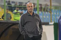 خبیری: پیشنهاد استقلال برای جذب رحمتی؟ درخواستی برای ما نیامده است/  پرسپولیس ما را نخواست اما دوست داشتیم کمک کنیم