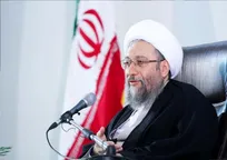 آملی لاریجانی: ملت ایران با تهدید عقب‌نشینی نمی‌کند