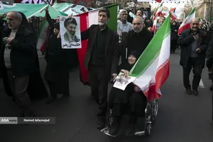 تشییع پیکر شهیدان لاریجانی، سلیمانی و شهدای ناو دنا نیروی دریایی ارتش