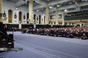 آخرین شب عزاداری شهادت حضرت زهرا(س) در حسینیه امام خمینی(ره)