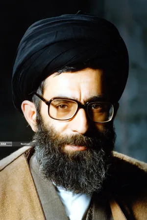  مجاهد خستگی&zwnj;ناپذیر - رهبر شهید امام خامنه&zwnj;ای 