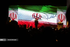 اجرای محمد معتمدی خواننده سنتی در آیین رونمایی از خدمات و محصولات دیجیتال بانک ملی