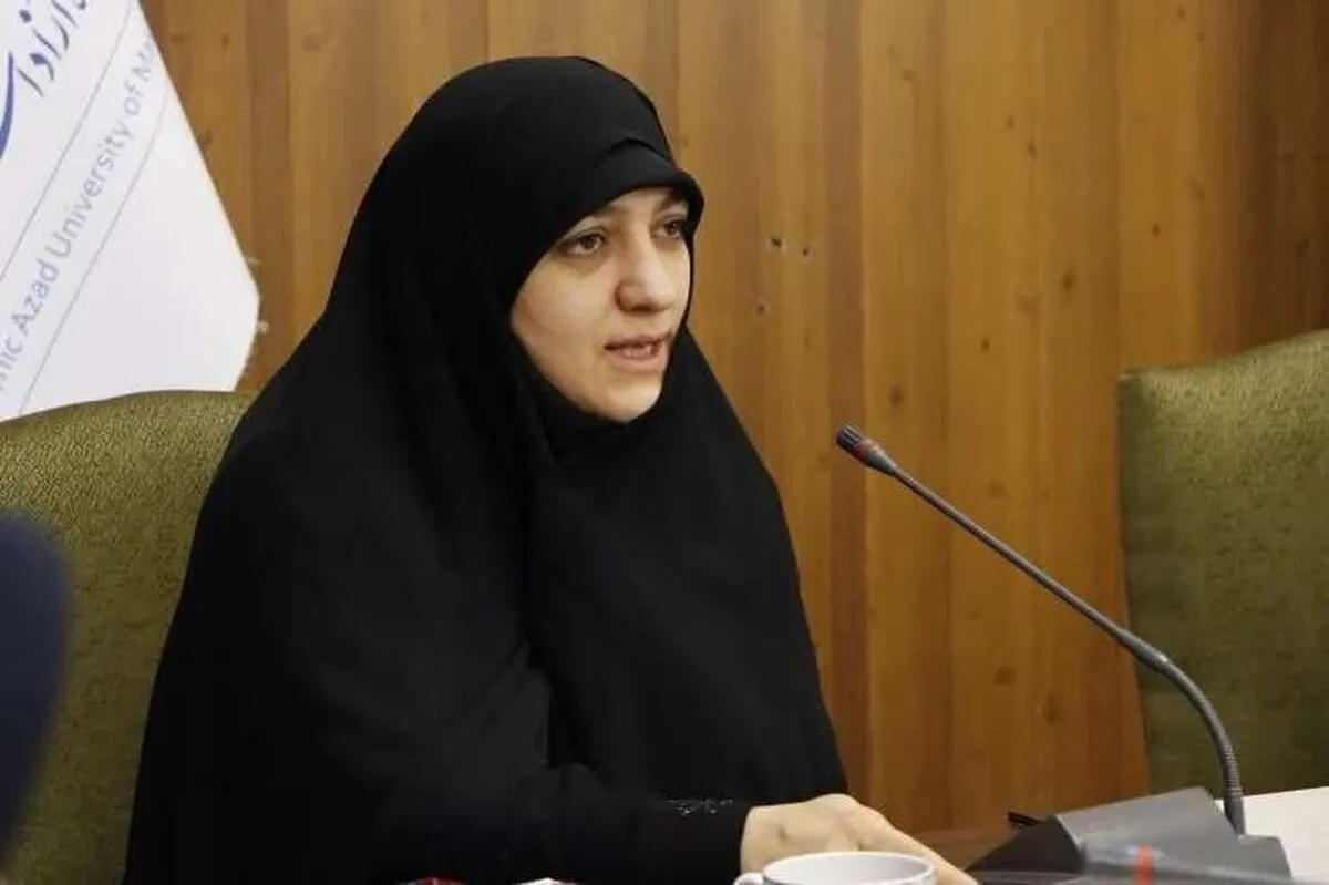 شبکه‌سازی و توجه به فرآیند هویت‌یابی و هویت‌سازی دانشجویان دختر