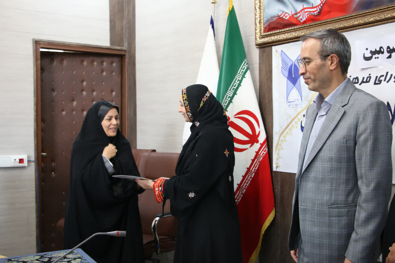 بهره‌گیری از ظرفیت بانوان و تقویت وحدت اسلامی اولویت‌ دانشگاه آزاد اسلامی است