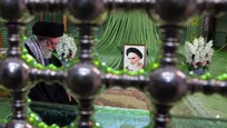 Leader Pays Homage at Imam Khomeini’s Mausoleum Ahead of Revolution Anniversary