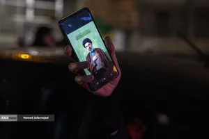 بیعت مردم تهران با حضرت آیت الله سید مجتبی خامنه ای رهبر جدید انقلاب اسلامی ایران - میدان شهدا