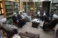 پاسخگویی دانشجویان به چالش‌ها و شبهات در بستر دانشگاه