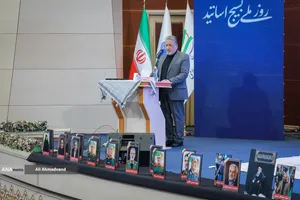 دکتر بیژن رنجبر رئیس دانشگاه آزاد اسلامی