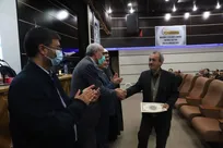 زمینه را برای تبدیل ایده به ثروت و تولید انبوه فراهم کنیم