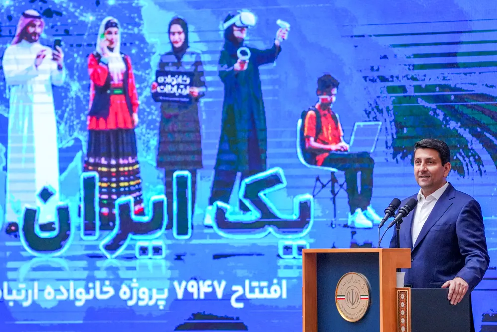 ستار هاشمی 