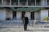 بازدید رئیس دانشگاه آزاد اسلامی از لانه جاسوسی در پی حمله آمریکایی - صهیونی