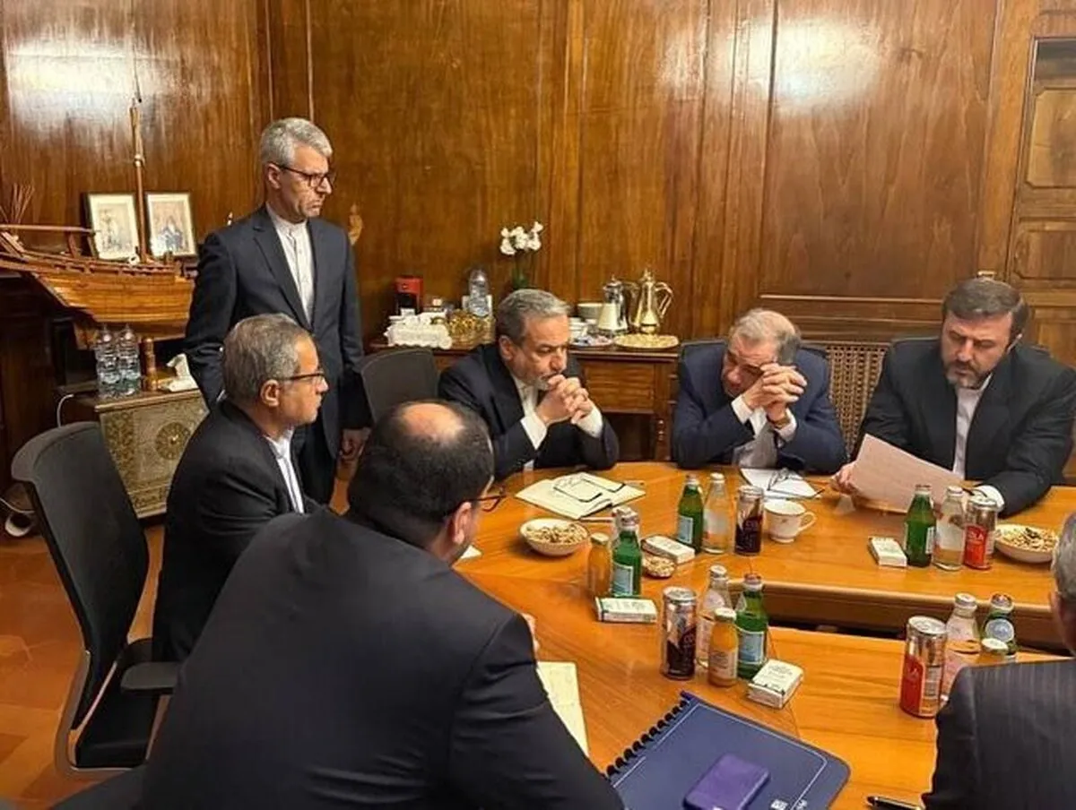 تأکید ایران بر لغو عملی تحریم‌ها در مذاکرات هسته‌ای/ غنی‌سازی و توان دفاعی خط قرمز است
