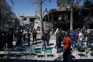 حمله هوایی آمریکایی - صهیونی به داﻧﺸﮕﺎه صنعتی شریف
