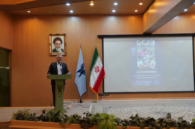 نقش معلم و استاد فراتر از چاچوب کلاس درس به راهبردی تمدن‌ساز تبدیل شده است