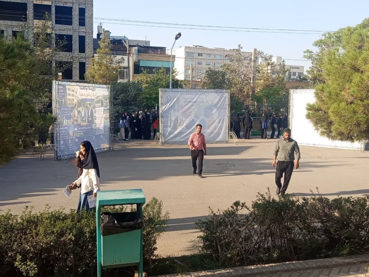 پنجشنبه پرجنب و جوش در دانشگاه آزاد اسلامی واحد مشهد پنجشنبه پرجنب و جوش در دانشگاه آزاد اسلامی واحد مشهد