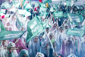  اولین جشن تشرّف (تکلیف) در میدان فاطمی