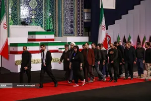 ادای احترام ادیان مختلف بر پیکر رهبر مجاهد شهید انقلاب
