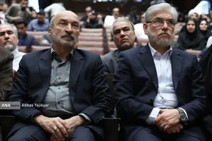 حسین سیمایی صراف، وزیر علوم، تحقیقات و فناوری در مراسم یادبود &laquo;شهید علی لاریجانی&raquo; در دانشگاه تهران