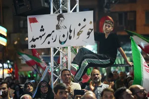جشن ولادت حضرت زینب (س) در میدان انقلاب