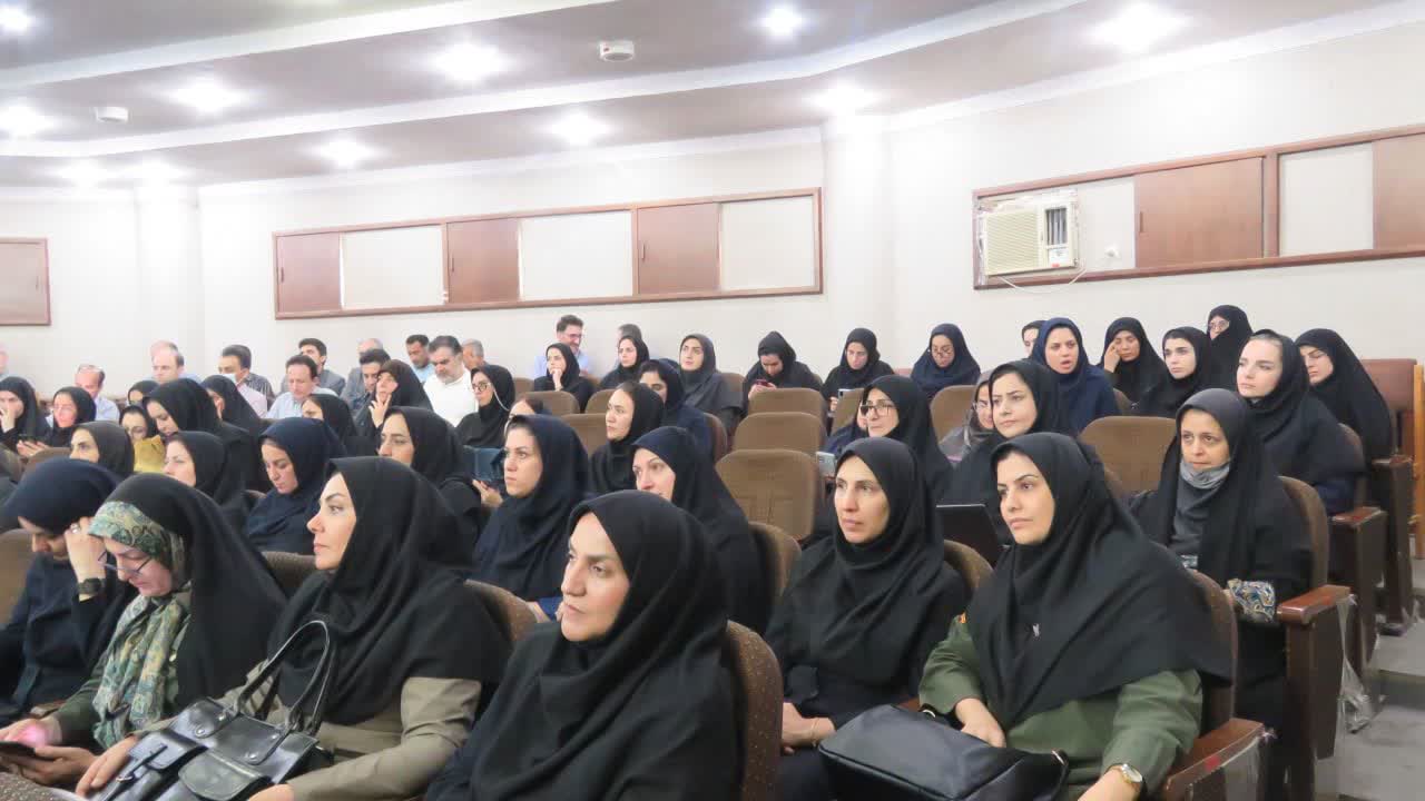 هر عمل مفیدی لزوماً «عمل صالح» نیست/ چرا تنها دانستن برای سعادت کافی نیست؟