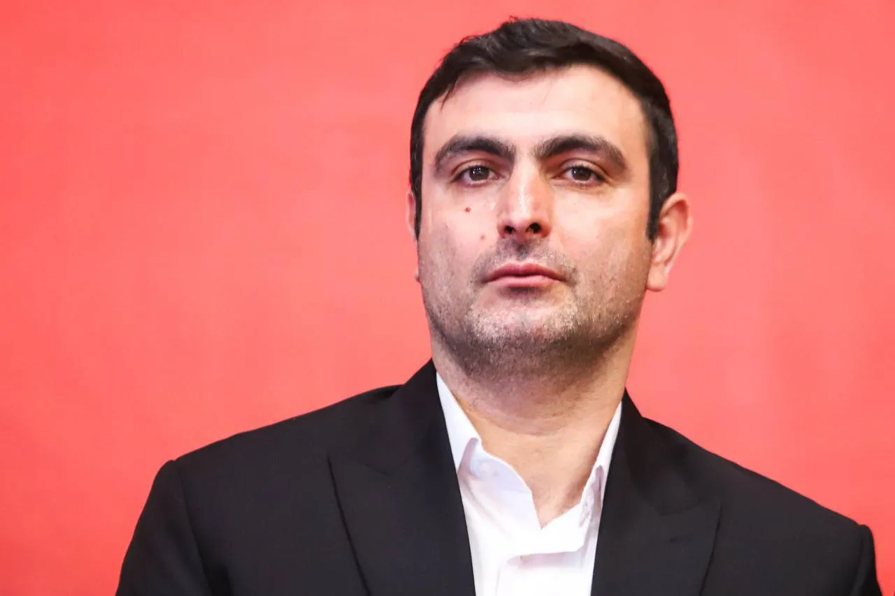 ایوب رستمی