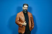 مخاطب موسیقی باید به خودش احترام بگذارد/ بعضی خواننده‌ها نان نام‌شان را می‌خورند،‌ نه هنرشان!