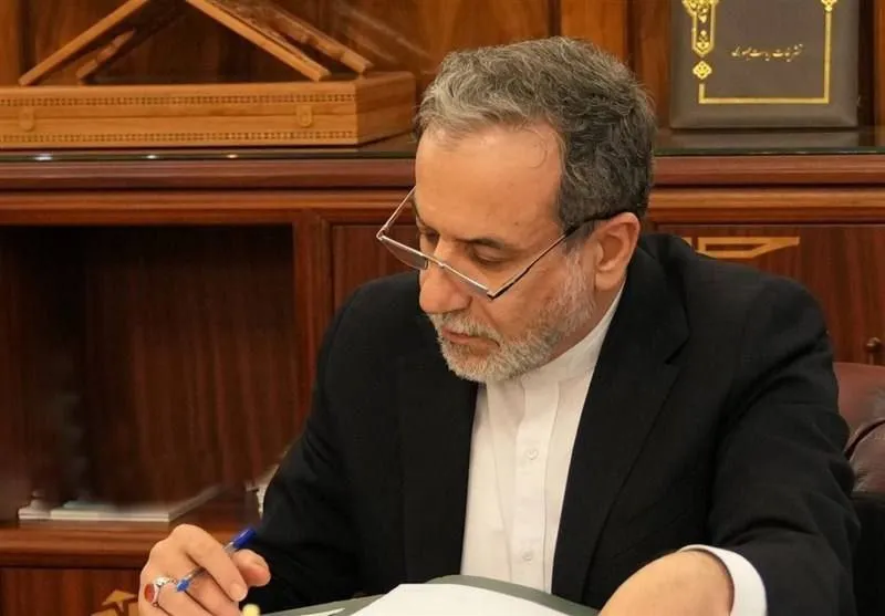 سید عباس عراقچی
سیدعباس عراقچی
وزیر امورخارجه
وزیر امور خارجه