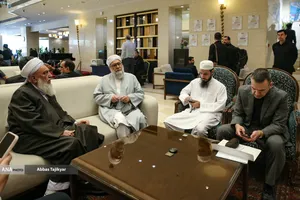 گفتگو با مهمانان خارجی آیین بدرقه آقای شهید ایران، رهبر شهید انقلاب