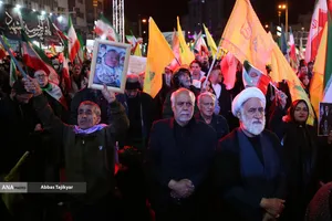 اجتماع مردمی در حمایت از رزمندگان اسلام و وداع با سردار شهید خادمی