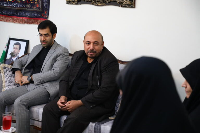 موسوی نیا: زنده نگه داشتن یاد و نام شهدا رسالتی ماندگار برای دانشگاه آزاد اسلامی است