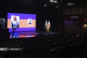 آیین رونمایی از کتاب &laquo;قندیل&raquo;