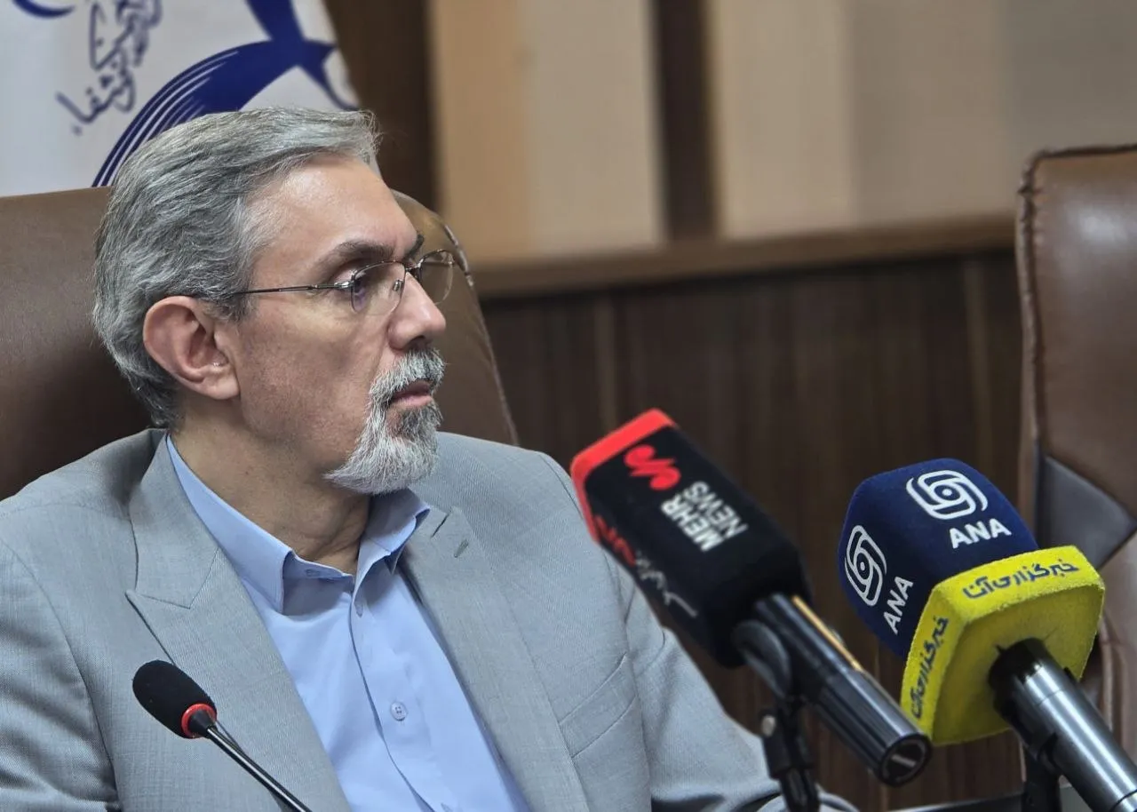 مشاور وزیر بهداشت