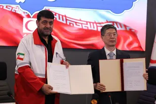 اهدای محموله ۵۸ تنی دارو از سوی چین به ایران/ سفیر چین: آمریکا و اسرائیل قوانین بین‌المللی بشردوستانه را نقض کرده‌اند