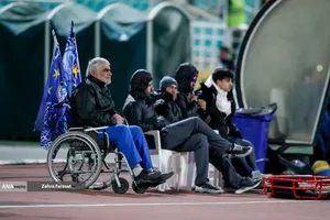 هفته نوزدهم لیگ برتر فوتبال؛ استقلال - پیکان