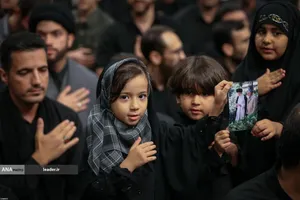 مراسم عزاداری شب هفتم محرم در حسینیه امام خمینی(ره)