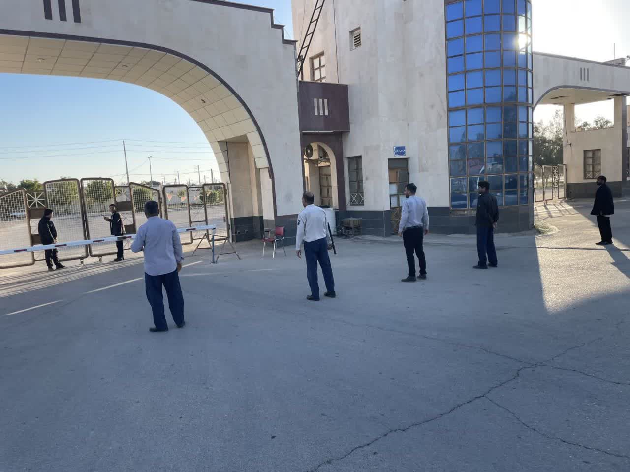 رزمایش تاکتیکی پدافند غیرعامل و خودحفاظتی در دانشگاه آزاد بوشهر برگزار شد.