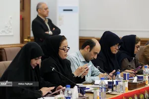 نشست خبری تمهیدات وزارت راه و شهرسازی برای مراسم تشییع رهبر شهید انقلاب