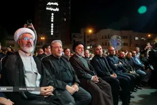 تجمع أسرة جامعة آزاد الإسلامية لتجديد البيعة لقائد الثورة في طهران