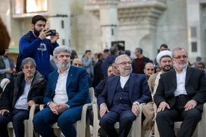 تجدید میثاق دانشگاهیان دانشگاه آزاد اسلامی با آرمان های امام خمینی(ره)