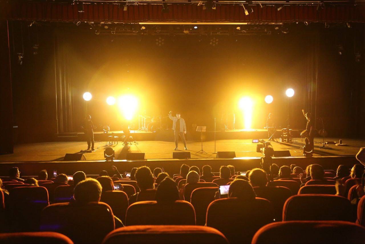 از صحنه‌های کودک تا پاپ؛ تجلیل از پیشکسوت موسیقی خراسان در شب نخست