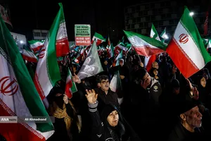 اجتماع مردمی در حمایت از رزمندگان اسلام - میدان ولیعصر (عج)